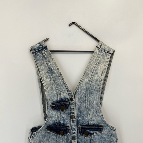 Vintage 90’s Acid Wash Front Pocket Cartoon Patch Seamed Straight Leg Jumpsuit - Picture 1 of 12